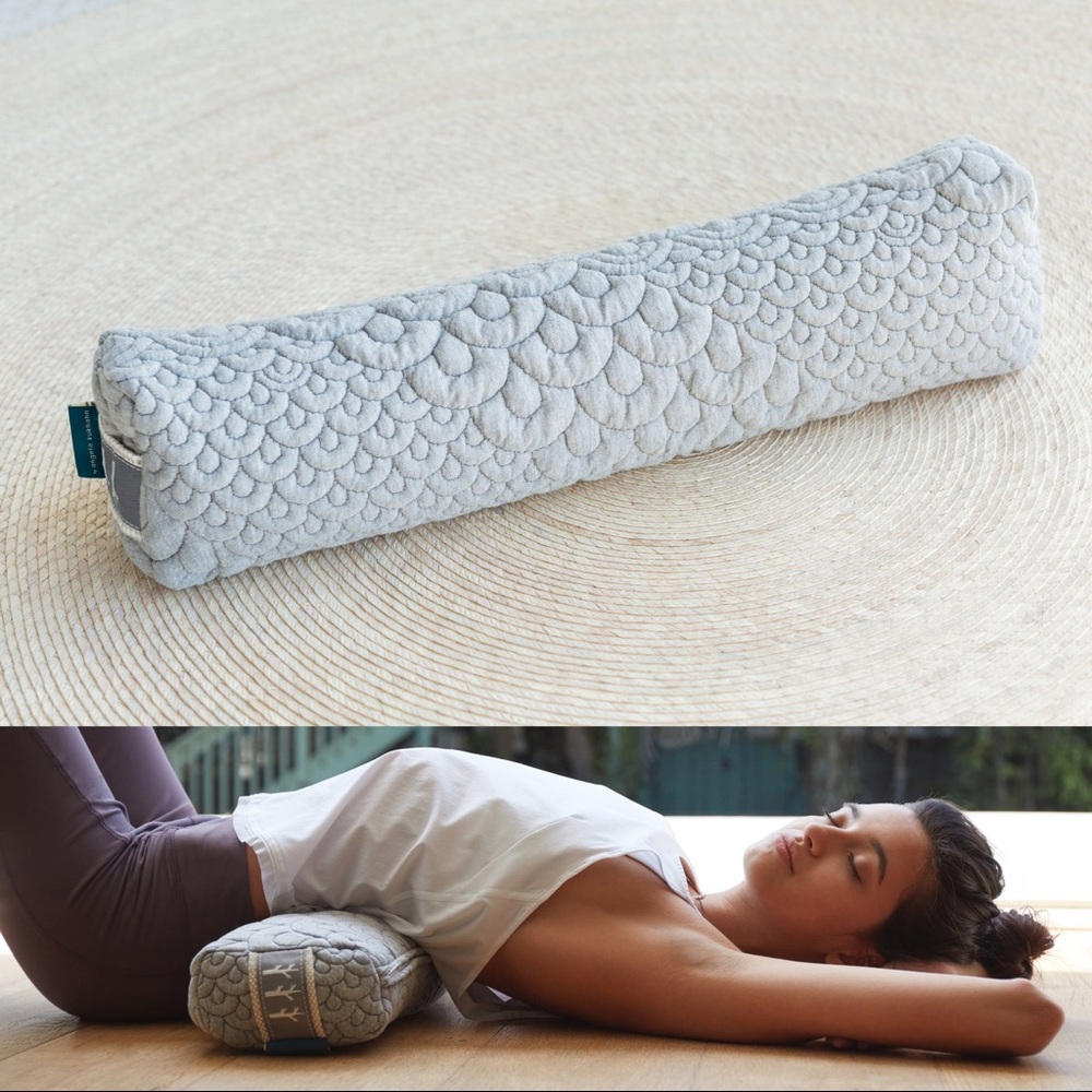 Brentwood Crystal Cove Pranayama Yoga Pillow NWOT